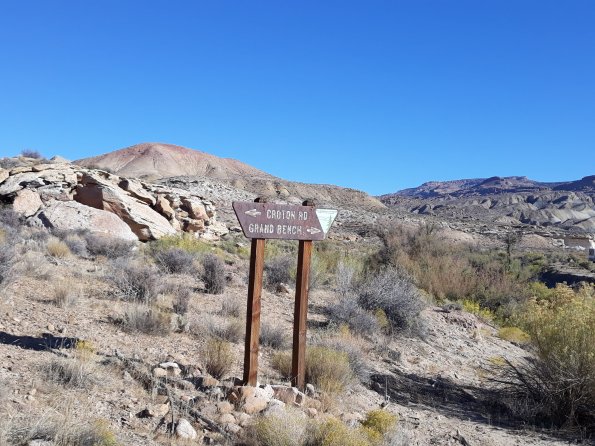 28. CrotonRDGrandBenchSign